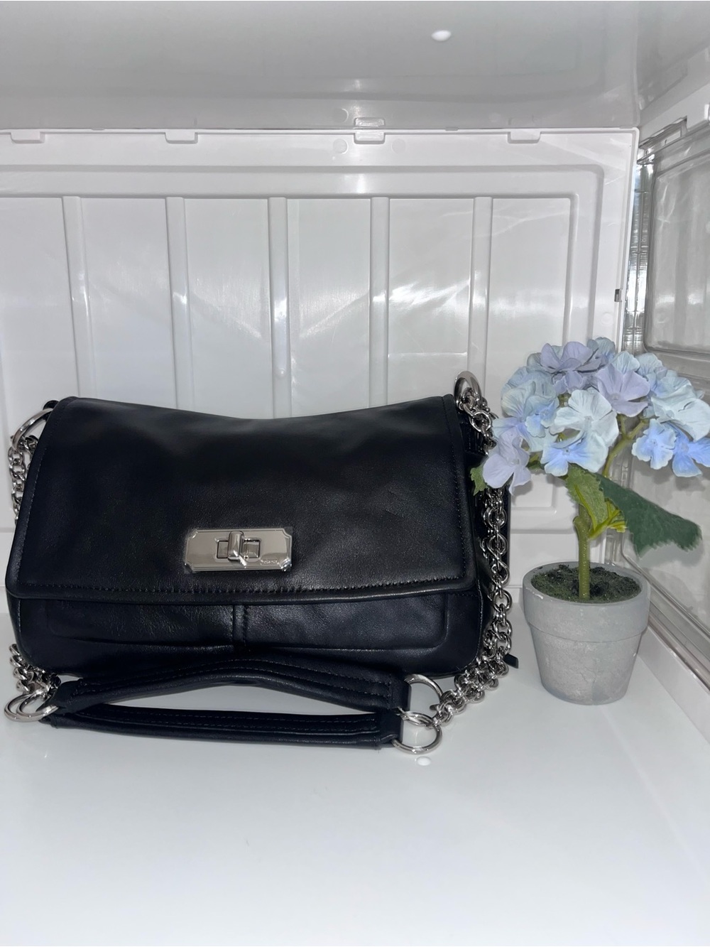 Coach Chelsea Leather Turnlock Flap Convertible Shoulder/Crossbody Bag